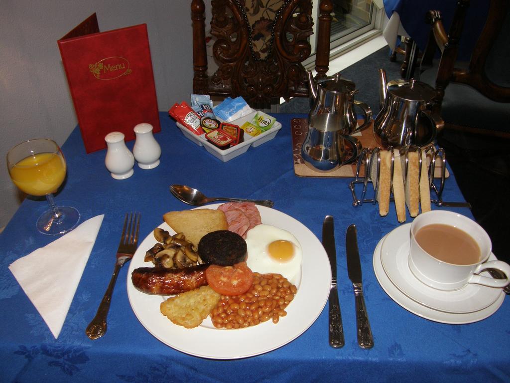 Kingswinford Guest House เพนตัน ภายนอก รูปภาพ